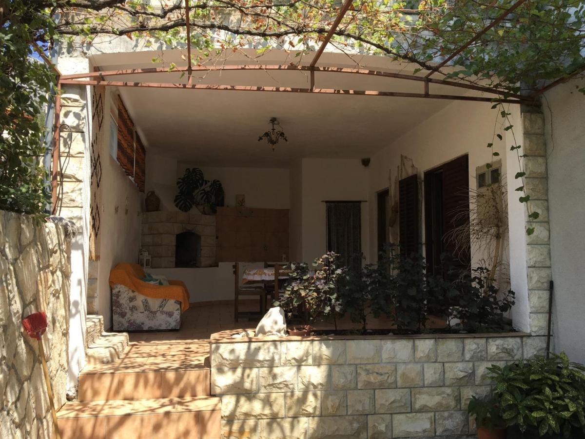 Apartments With A Parking Space Ivan Dolac, Hvar - 15784 Екстер'єр фото