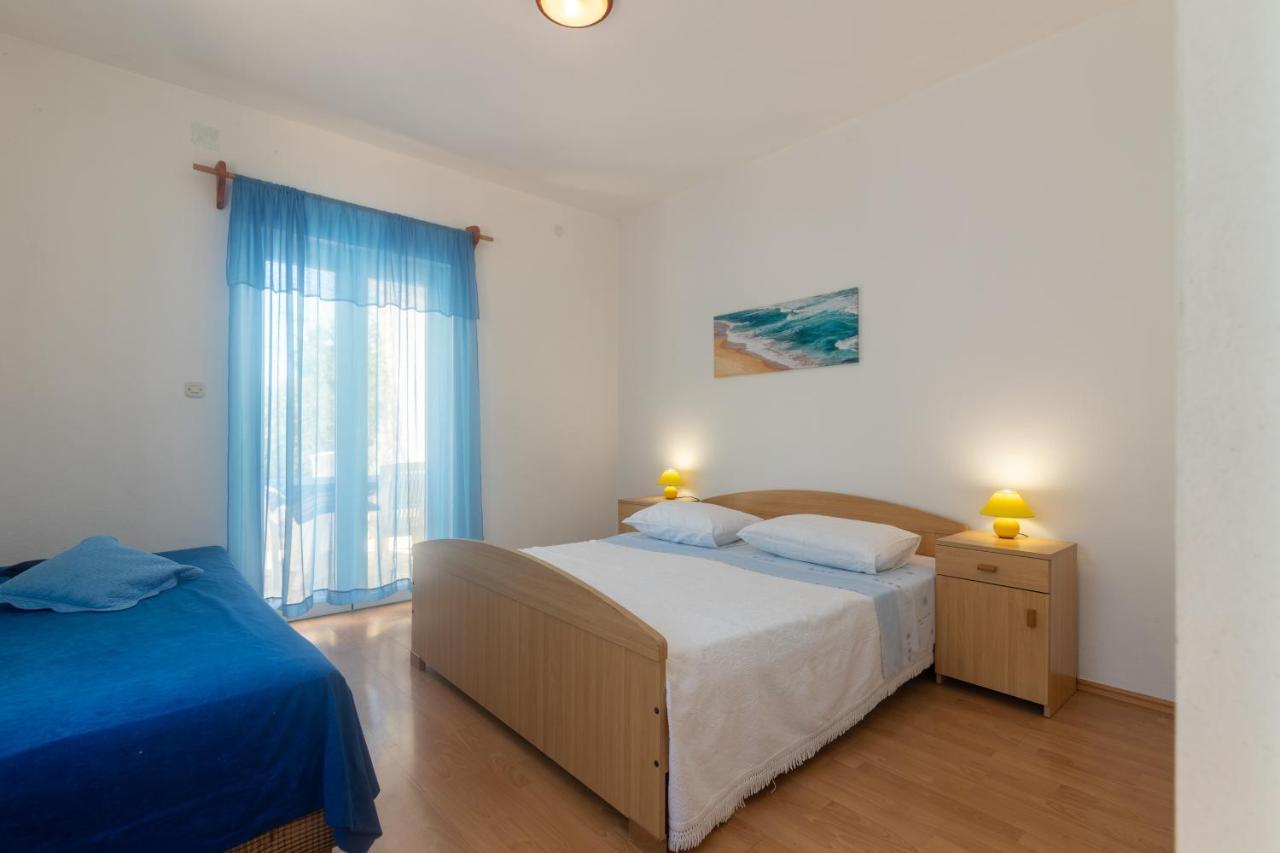 Apartments With A Parking Space Ivan Dolac, Hvar - 15784 Екстер'єр фото