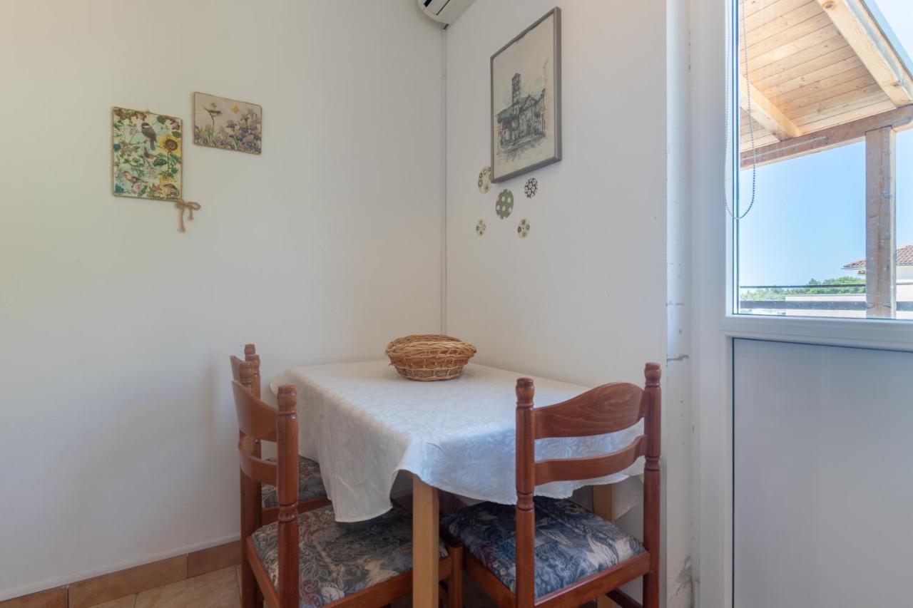 Apartments With A Parking Space Ivan Dolac, Hvar - 15784 Екстер'єр фото